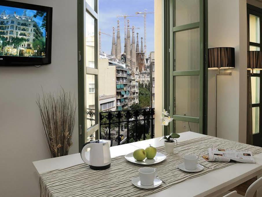 Apartments Hostemplo Suites Барселона Екстер'єр фото