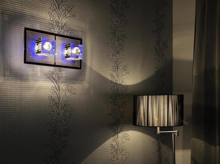Apartments Hostemplo Suites Барселона Екстер'єр фото