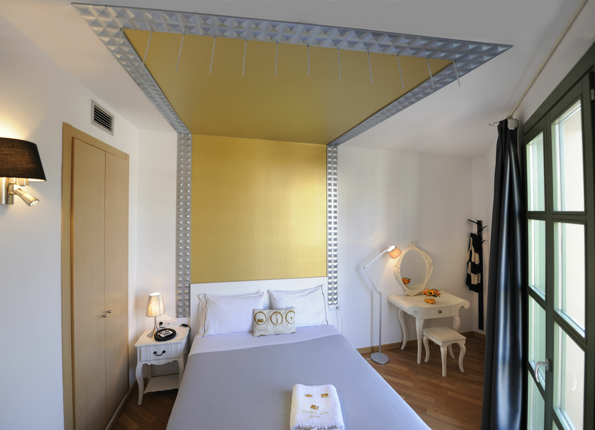 Apartments Hostemplo Suites Барселона Екстер'єр фото
